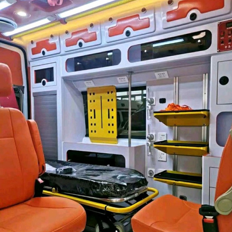 水城长途救护车护送病人租赁价格