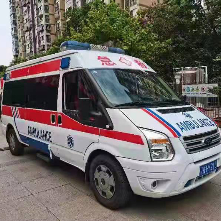 水城长途救护车护送病人返乡