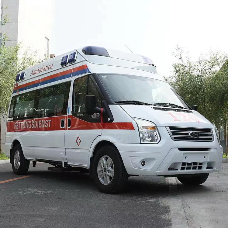 水城行动不便者长途救护车租赁：安全转运的核心注意事项​